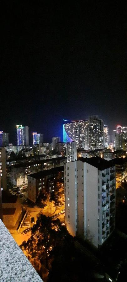 Lilia Apartamento Batumi Exterior foto